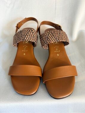 New without Tags Italian Shoemakers Tan & Woven Brown Women's Sandals